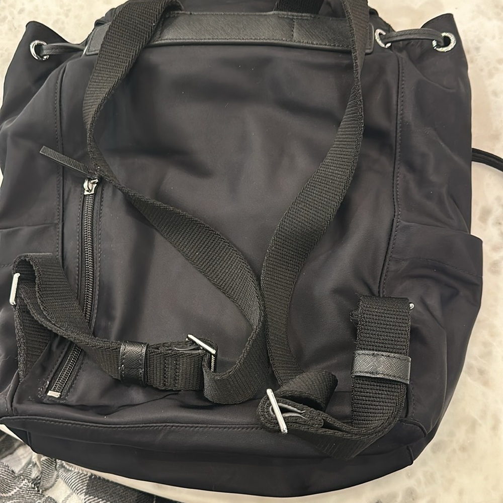Tory Burch back pack - worn once perfect condition - Picture 6 of 7